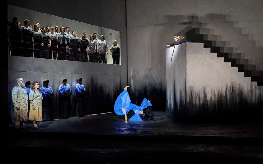 Sydney: Turandot at the Sydney Opera House - Italian Singing With English and Chinese Surtitles