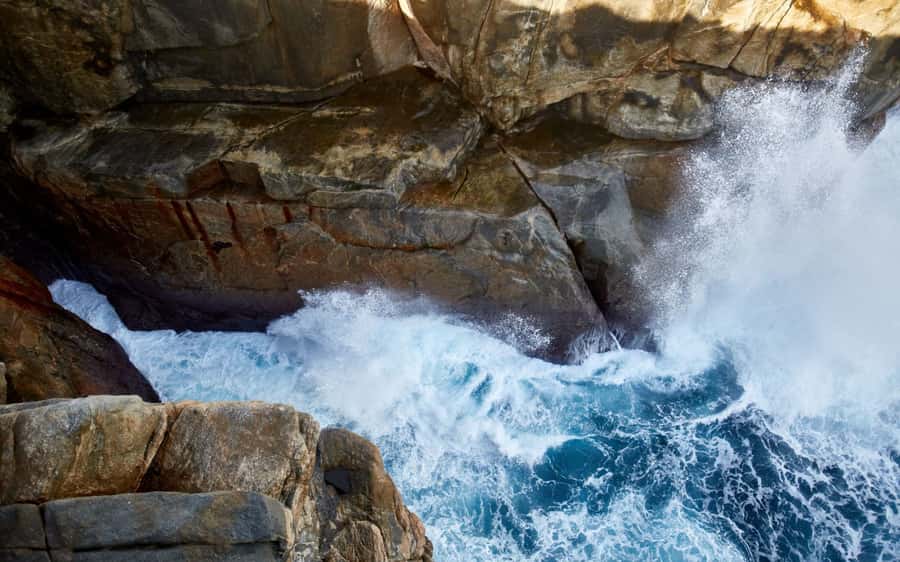 The Gap & Natural Wonders Tour - The Gap, where granite meets the sea