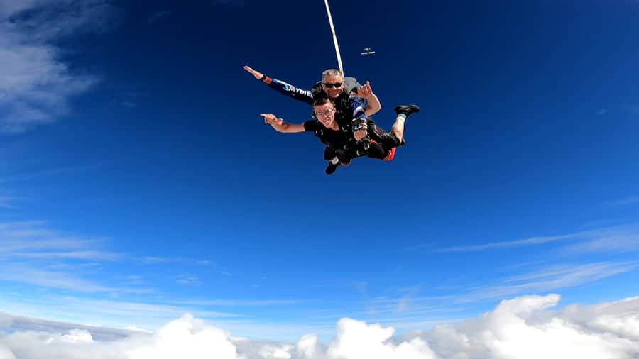 Torquay: Skydive over The Great Ocean Road - opt Melb pickup - Who will enjoy it most