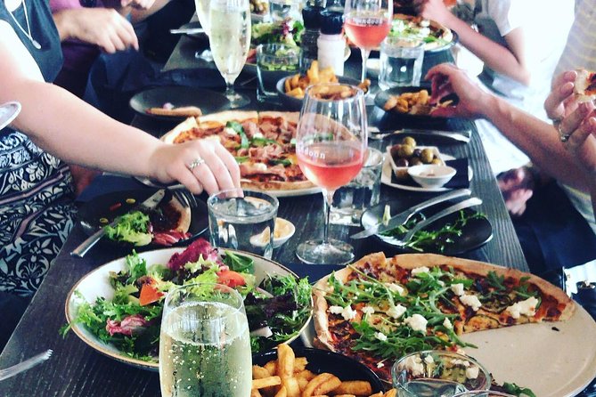 Ultimate Swan Valley Food and Wine Day Trip from Perth - Winery lunch: the day’s most important pause