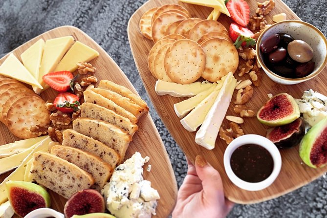 Ultimate Swan Valley Food and Wine Day Trip from Perth - Providore: gourmet foods, liqueurs, and plenty of samples