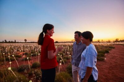 Uluru: Field of Light Sunrise Tour with Hot Drinks