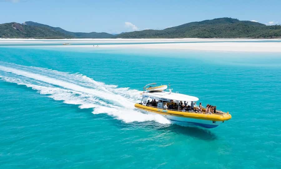 Whitsunday: Whitsunday Islands Tour with Snorkeling & Lunch - Why this seven-hour format works