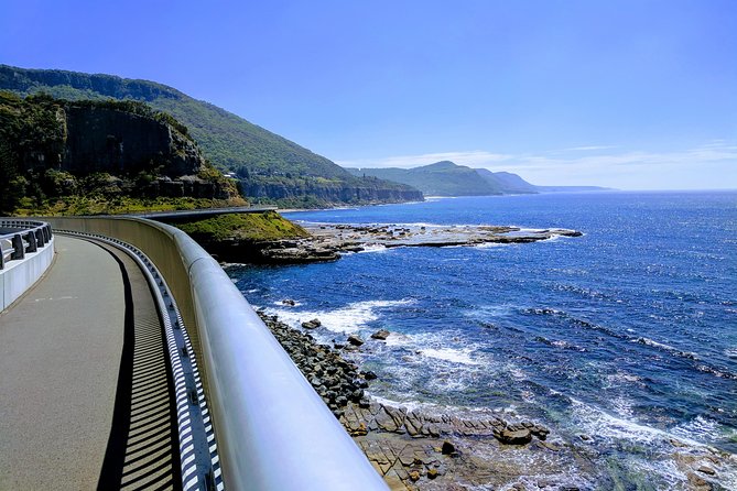 Wildlife, Waterfalls and Wine Day Tour from Sydney - Seaside lunch along the coast