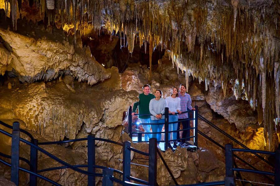Yallingup: Ngilgi Cave Ancient Lands Experience - The walk to Ngilgi Cave