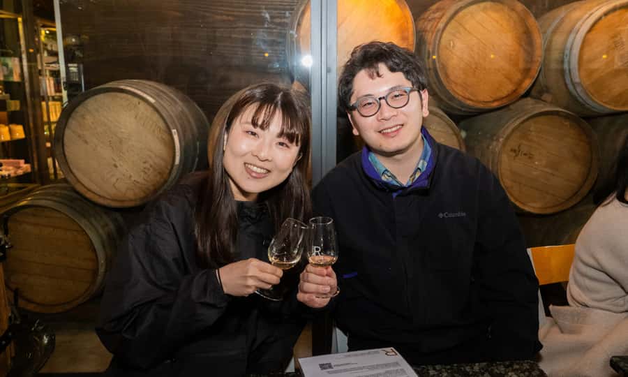 Yarra Valley Full Day Grazing Tour: Gin, Wine, Pizza, Cheese - Leaving Melbourne in the morning