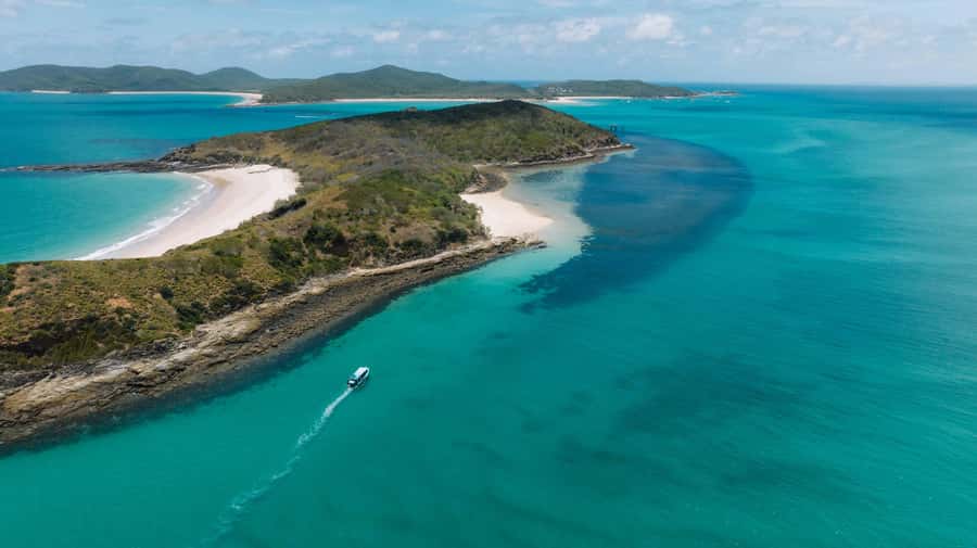 Yeppoon: Great Keppel Island Fast Boat Snorkel & Lunch Tour - Leaving from Keppel Bay Marina