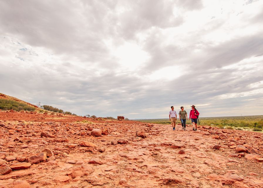 Yulara: Uluru Sunrise and Kata Tjuta Day Trip by Bus - Understanding Uluru beyond its size
