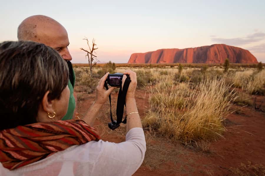 Yulara: Uluru Sunrise and Kata Tjuta Day Trip by Bus - Leaving Yulara before dawn